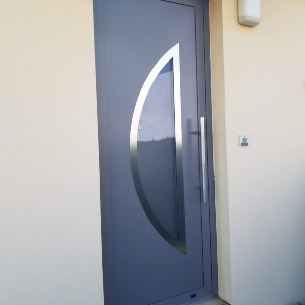 Porte d'entrée sur-mesure - Alsace