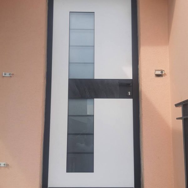 Porte d'entrée sur-mesure - Alsace