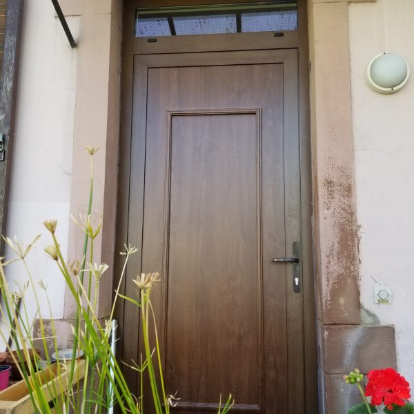 Porte d'entrée sur-mesure - Alsace