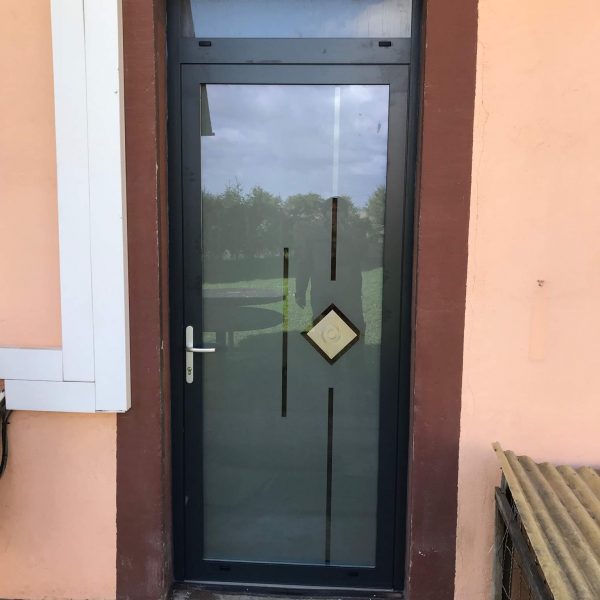 Porte d'entrée sur-mesure - Alsace