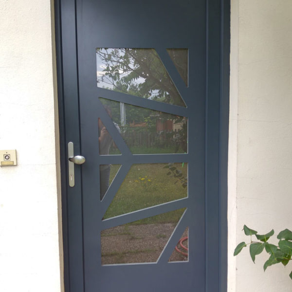 Réalisation Logireno porte aluminium vitree Strasbourg