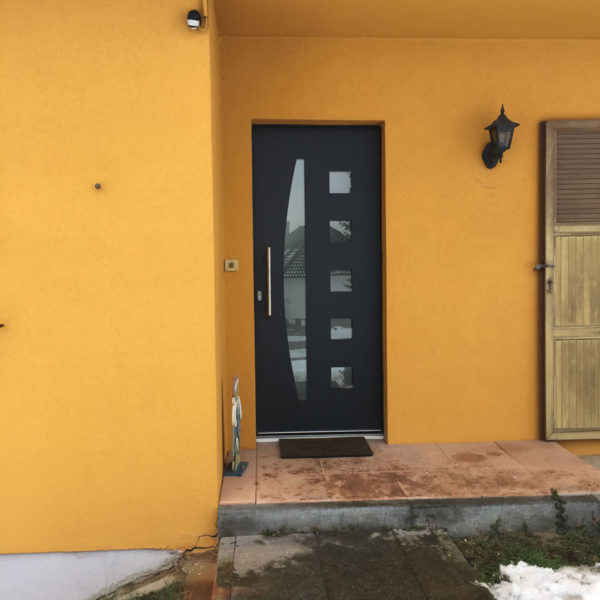 Réalisation Logireno porte PVC vitrée Strasbourg-03