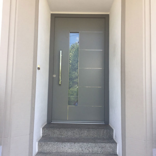 Réalisation Logireno porte vitrée en aluminium