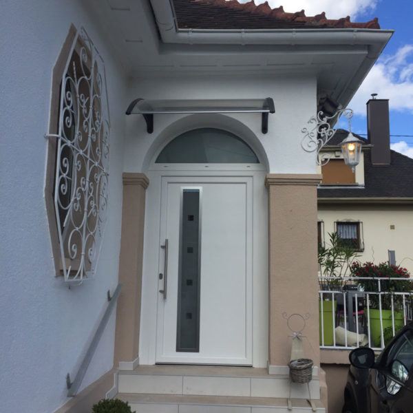 Réalisation Logireno porte vitrée en pvc à Strasbourg